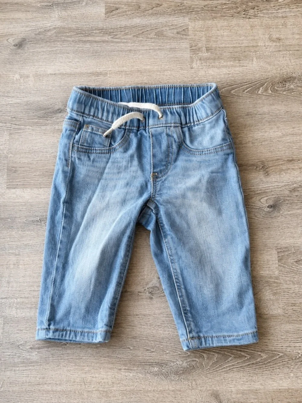Old Navy Baby Boys Pull-On Skinny Jeans Light Wash Denim 3-6M